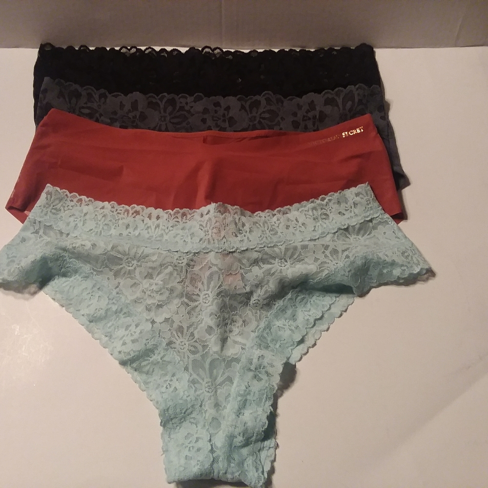New Victoria secret PANTIES  with tags